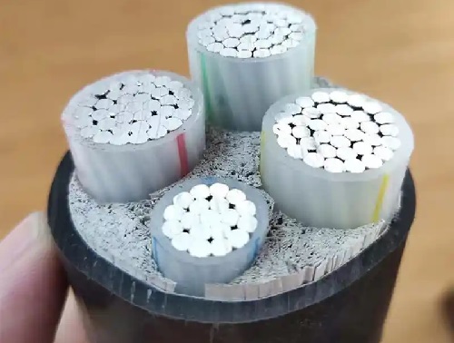 YJLV电缆单芯和四芯的区别(图1)